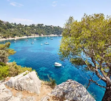 Balneo Du Mourillon - Clim, Marche Et A Pied Daire Toulon